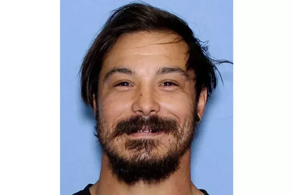 Travis Decker. Credit : Wenatchee Police Department via AP