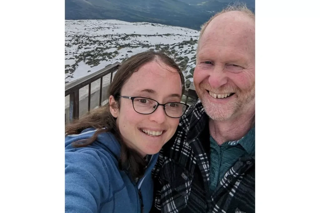 Tim Keiderling (left) and Esther Keiderling (right). Credit : Bruderhof Communities/Facebook